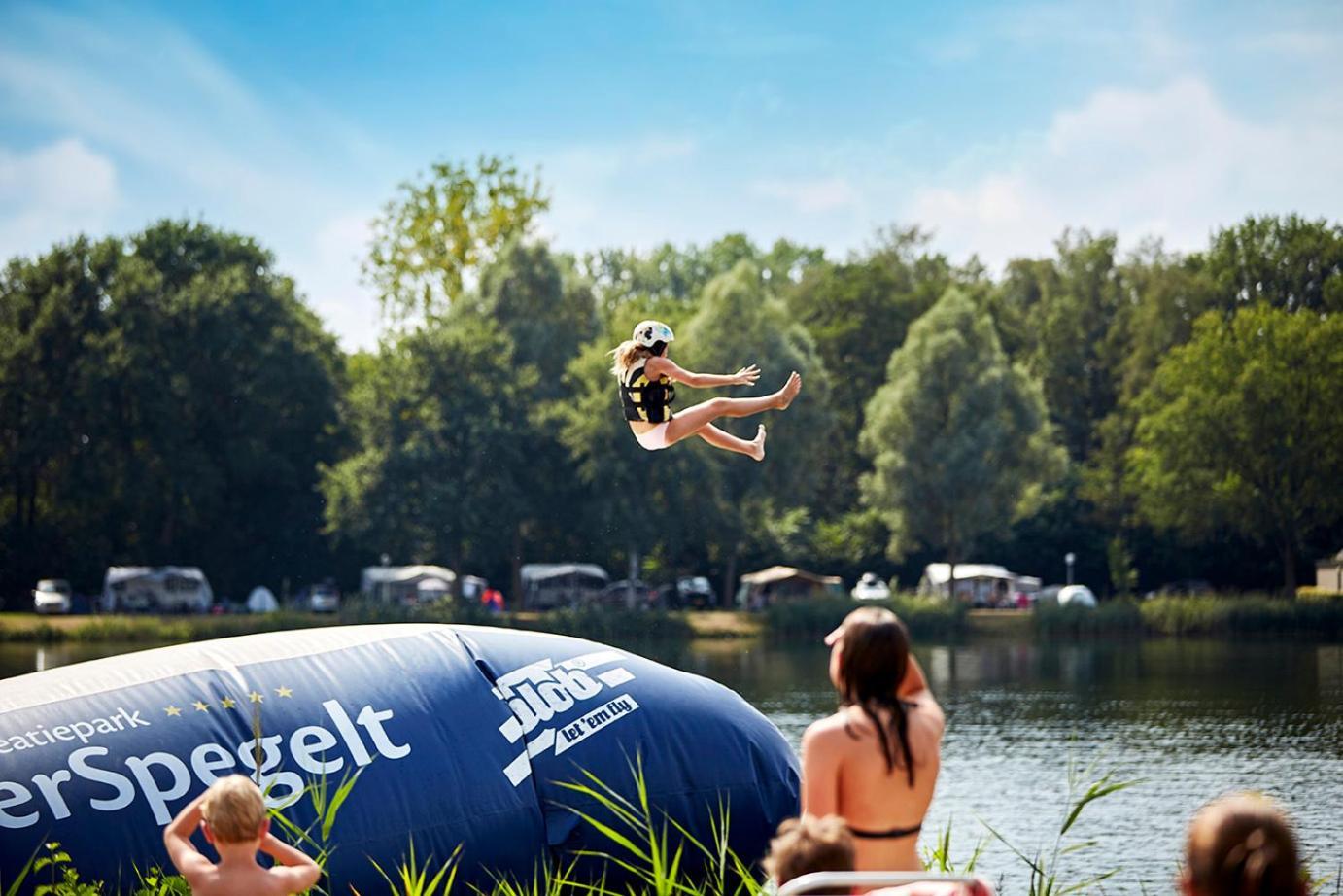 Estivo Premium Mobile Homes On Holidaypark Terspegelt Eersel Eksteriør bilde